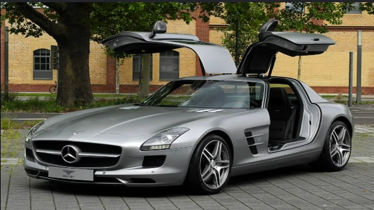 Mercedes-Benz SLS AMG — Full Review
